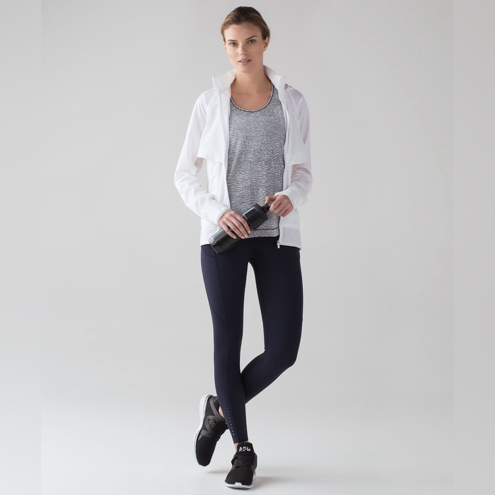 Lululemon Long Distance Tank size 4 - Picture 5 of 9